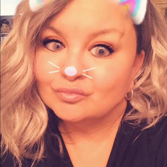 Meet your Posher, Veronica - Picture 6 of 8